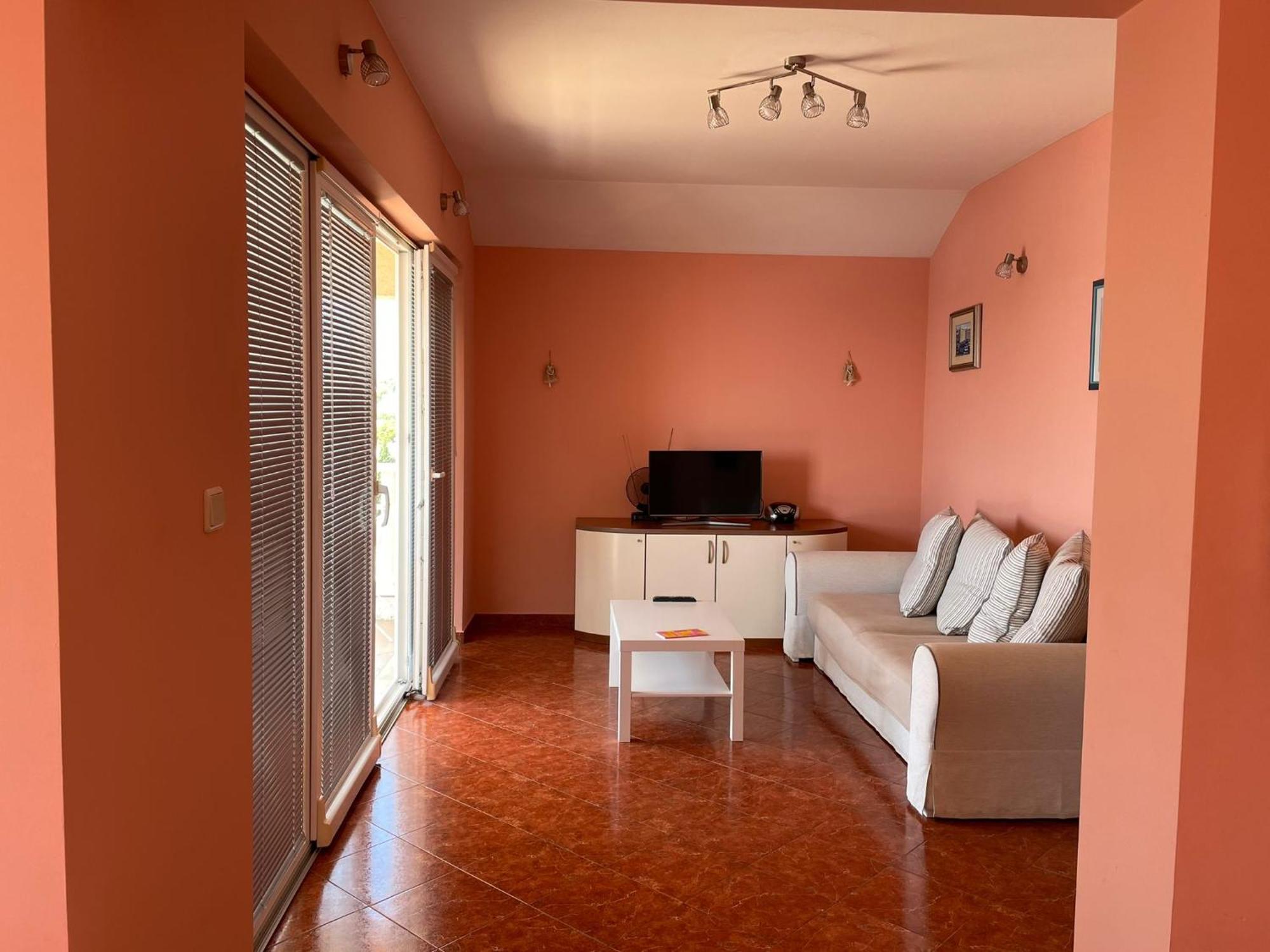 Apartman Karmen *